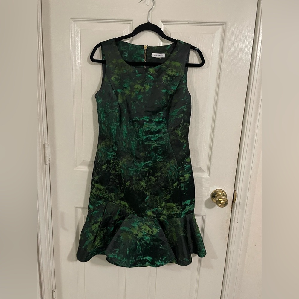 Calvin Klein Green Sheath Midi Dress for Cocktail - Picture 6 of 9